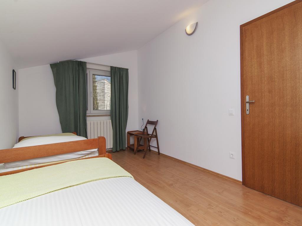 Apartments Ceja Near Sea Medulin Kültér fotó