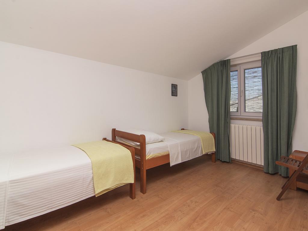 Apartments Ceja Near Sea Medulin Kültér fotó