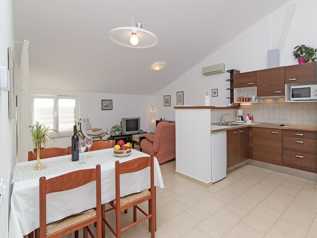 Apartments Ceja Near Sea Medulin Szoba fotó