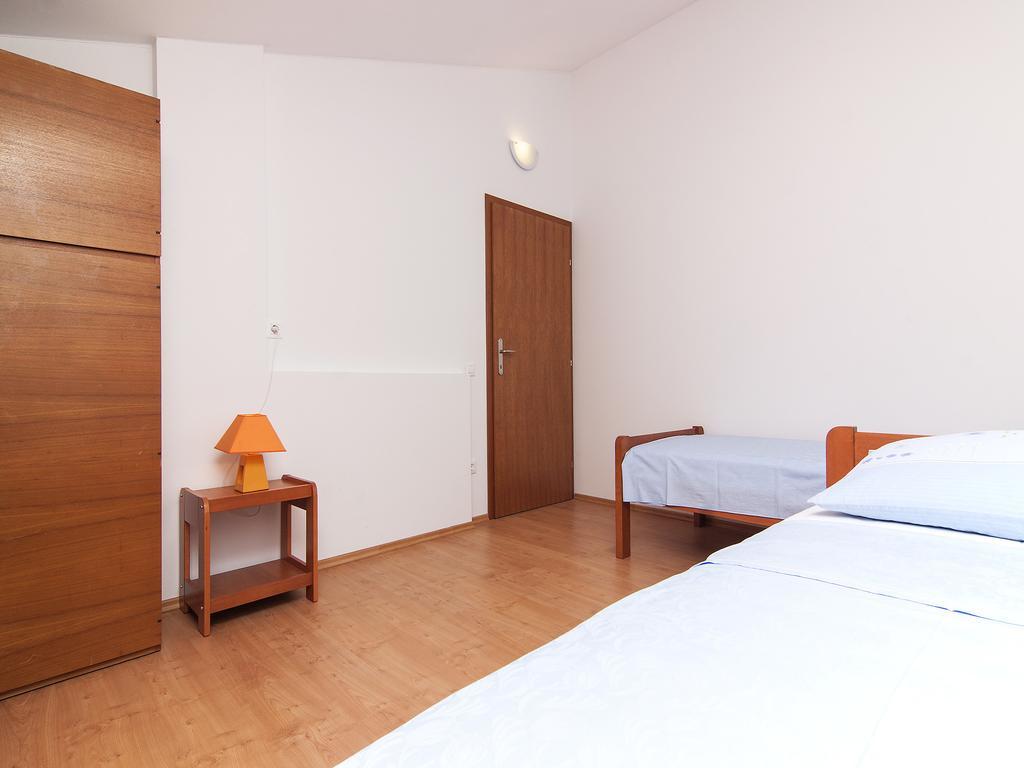 Apartments Ceja Near Sea Medulin Kültér fotó